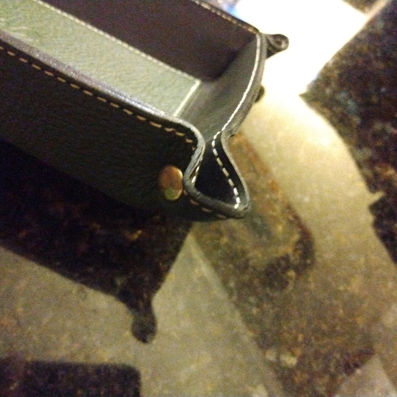 Firenze Italian Leather Dresser Tray - Picture 3 of 5